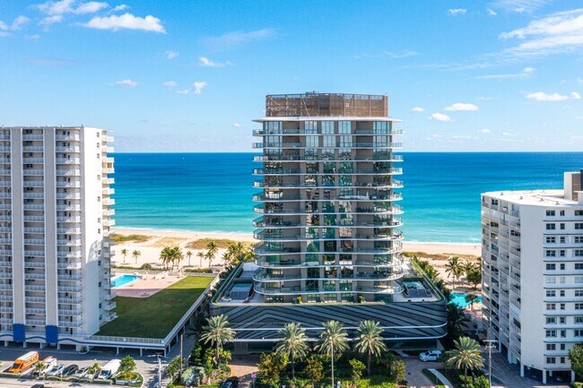 Building Photo - 730 N Ocean Blvd