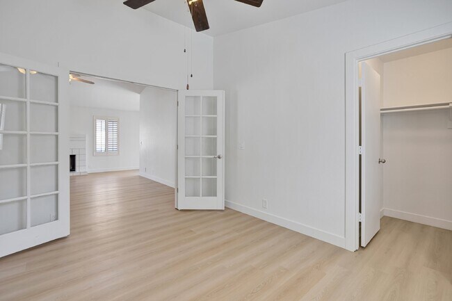 Building Photo - Beautiful home in gated community in Ahwatukee now available!