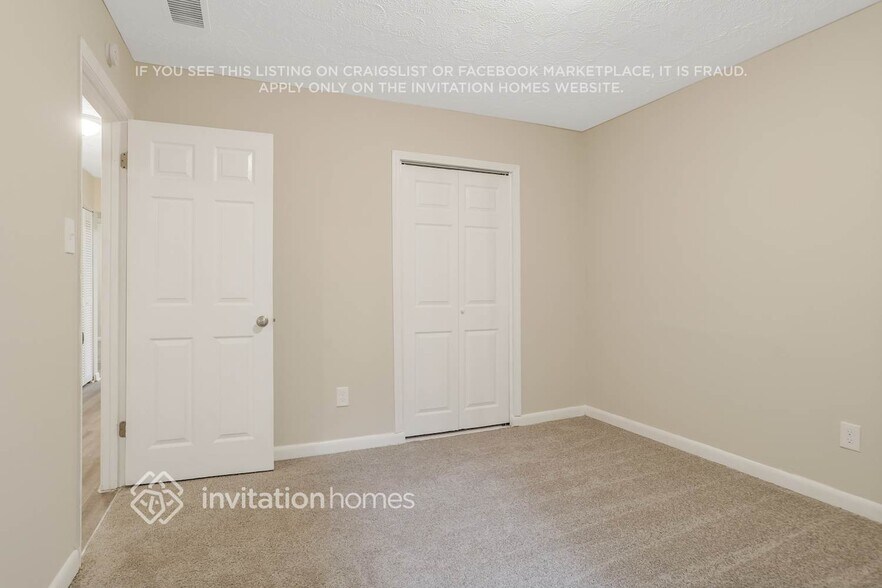 Building Photo - 762 Plainville Way SW