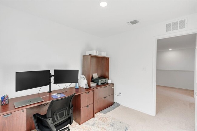 Building Photo - 308 Singing Dove Wy