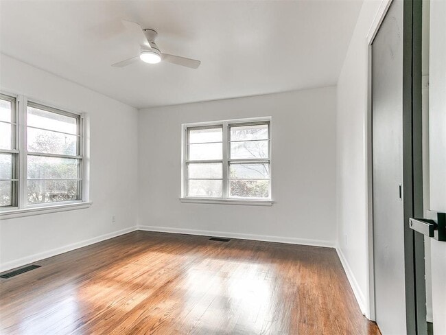 Building Photo - 1212 Caddell Ln