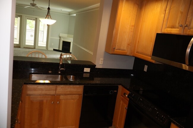 Building Photo - 1352 Villa Marbella Ct
