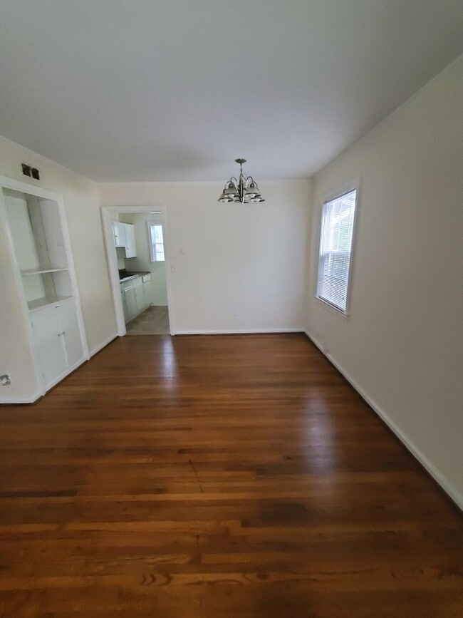 Building Photo - 508 Walter Ct