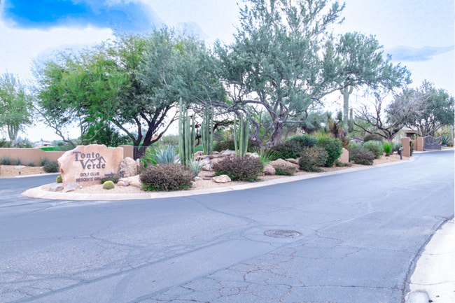 Building Photo - 3Bed/2.5Bath Home in Rio Verde! $2495 MOVE...