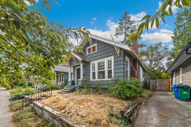 Primary Photo - 1241 NE 74th Ave
