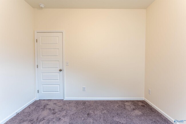 Building Photo - 117 Emma Grace Ln