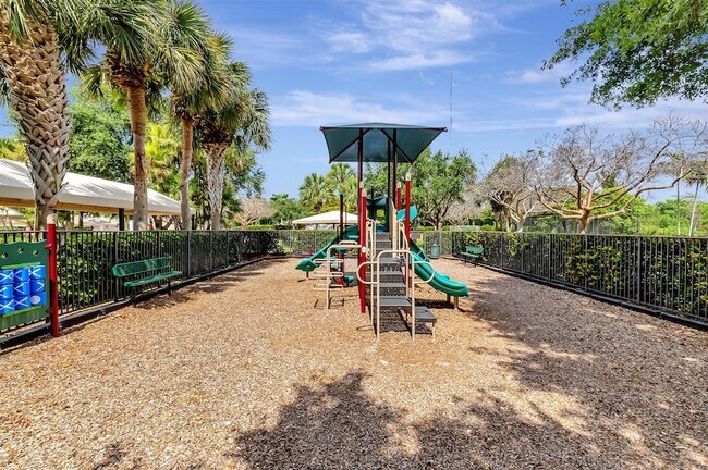 Building Photo - 7662 Spatterdock Dr
