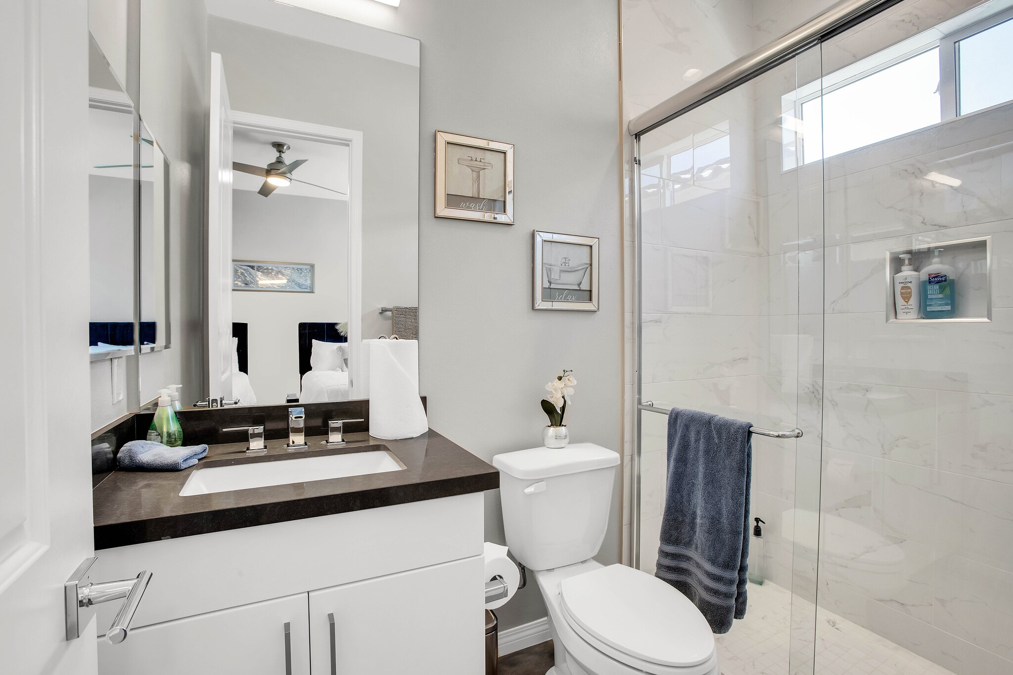 Ensuite Bathroom 3 - 67264 Zuni Ct