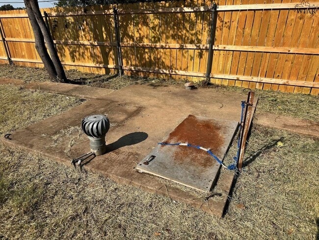 Building Photo - 4522 Westward Dr