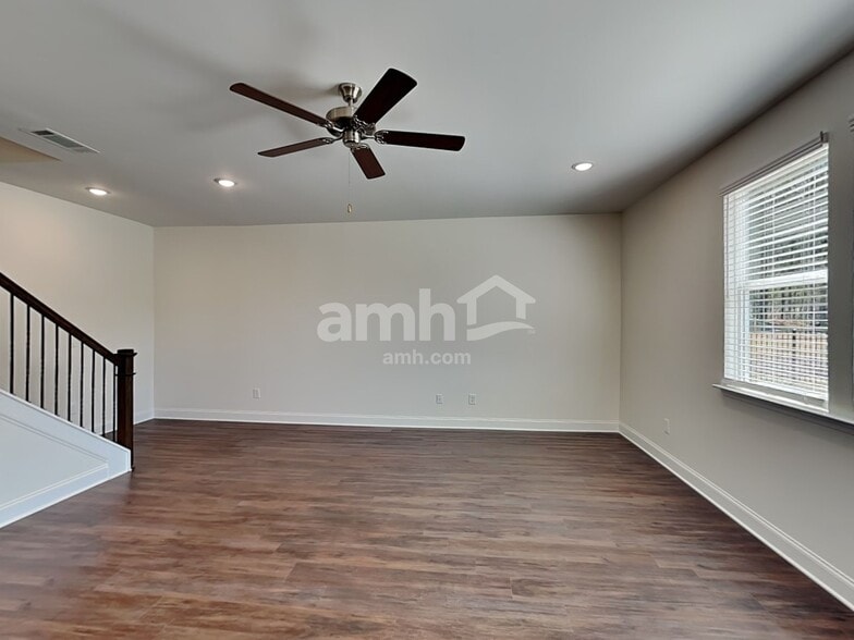 Building Photo - 3751 Blackshear Pl