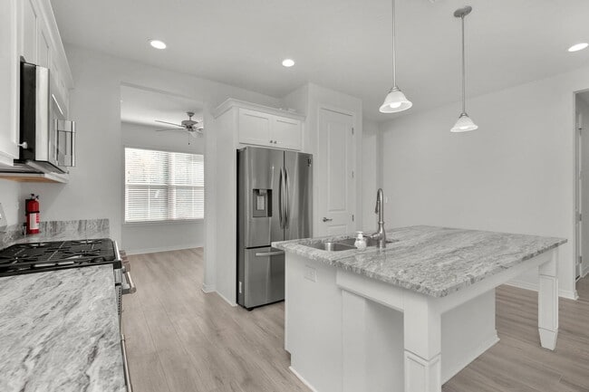Building Photo - 303 Key Lime Pl