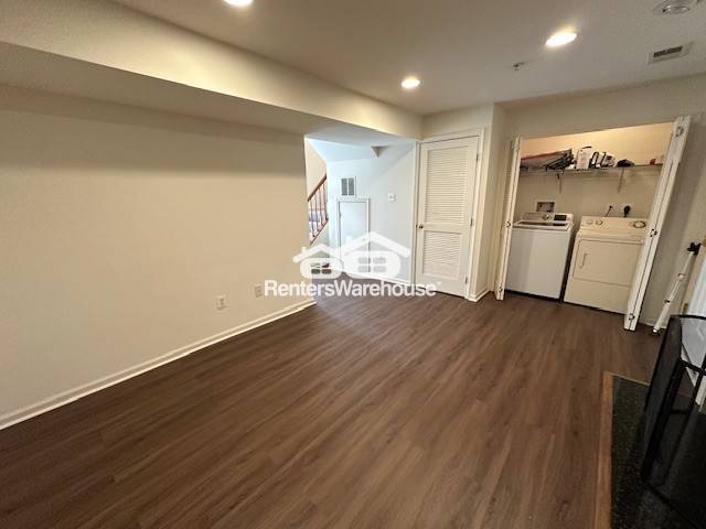 Building Photo - 7120 Fox Harbor Way