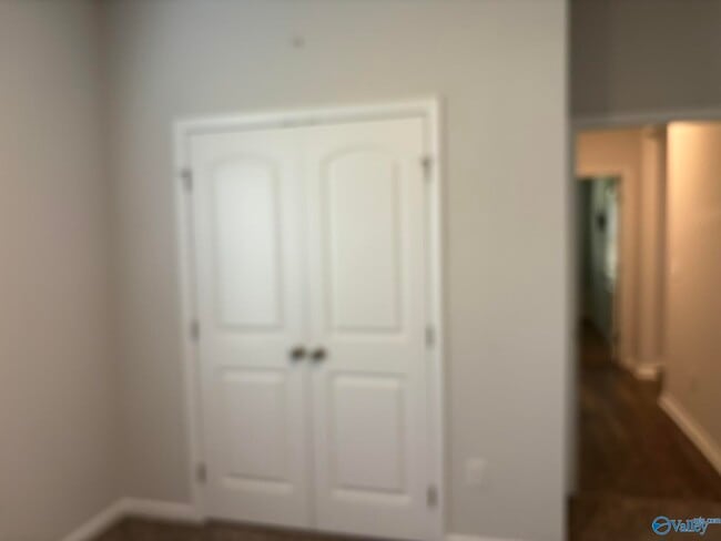 Building Photo - 105 High Leaf Dr