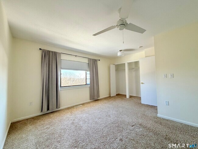 Building Photo - 163 Monticello Dr