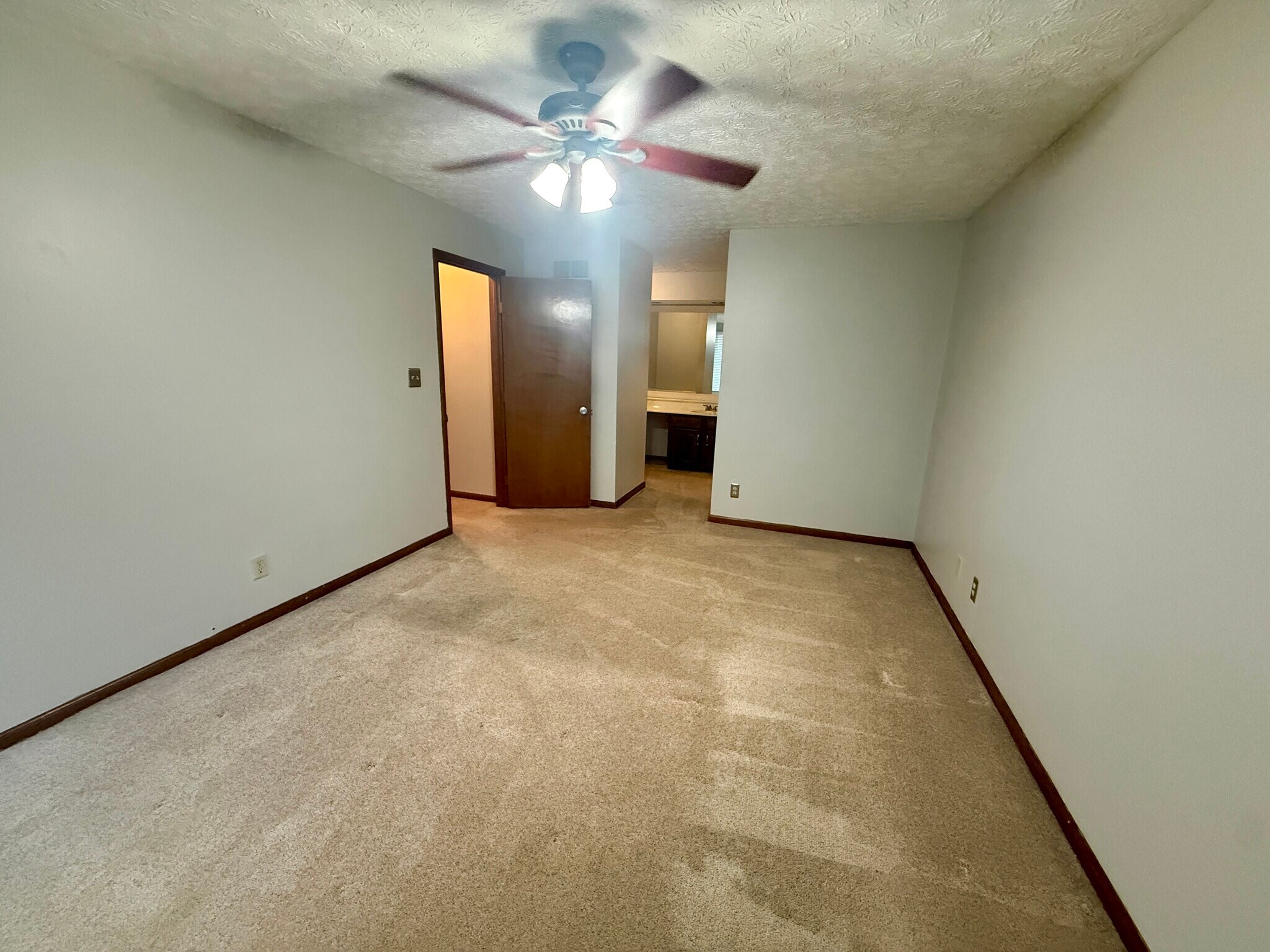 Building Photo - 7451 Mapleleaf Ct