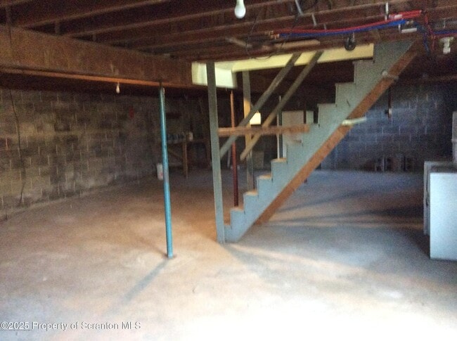 Building Photo - 412 Lane Hill Rd