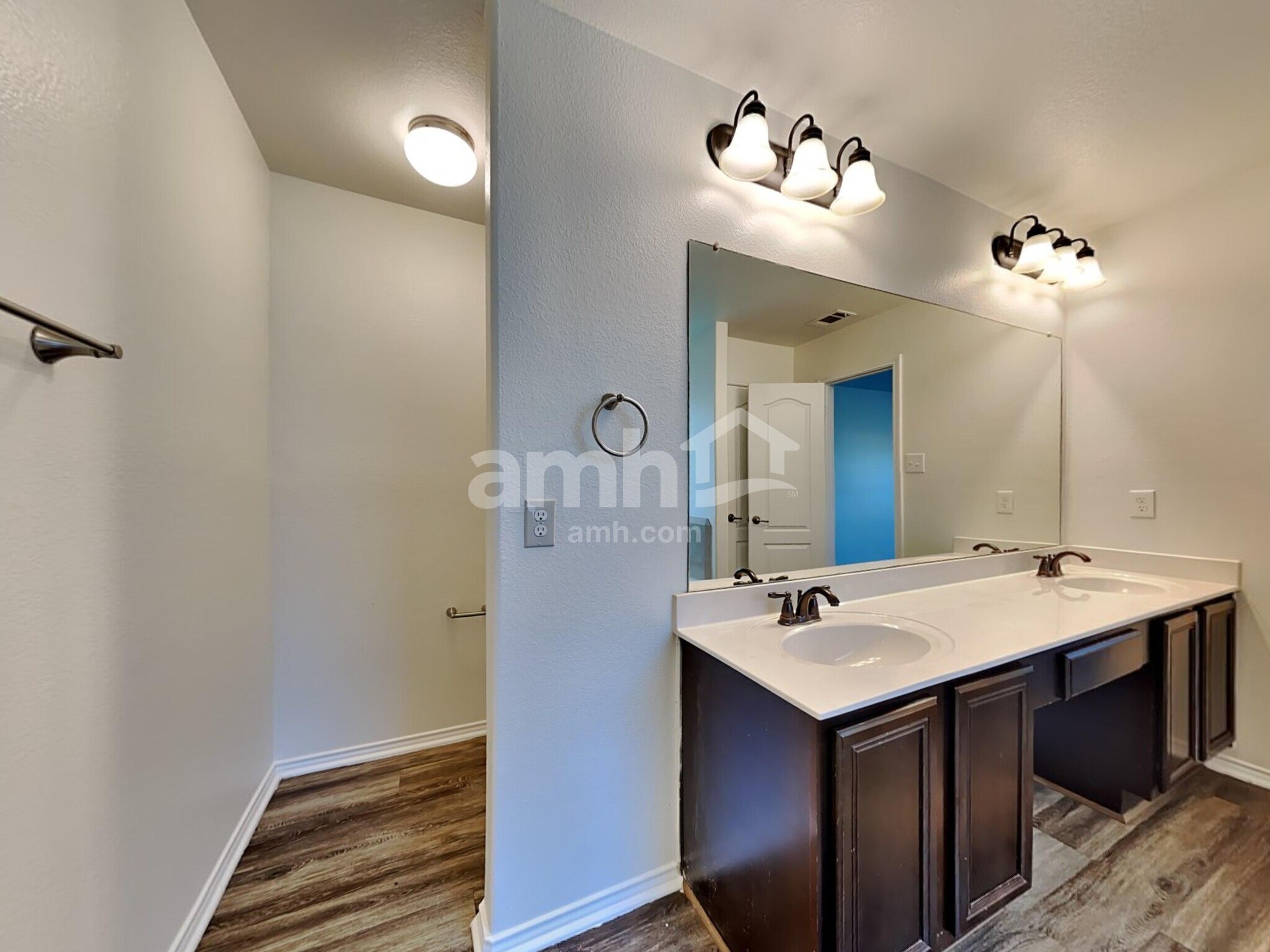 Building Photo - 9036 Yellow Cedar Trl