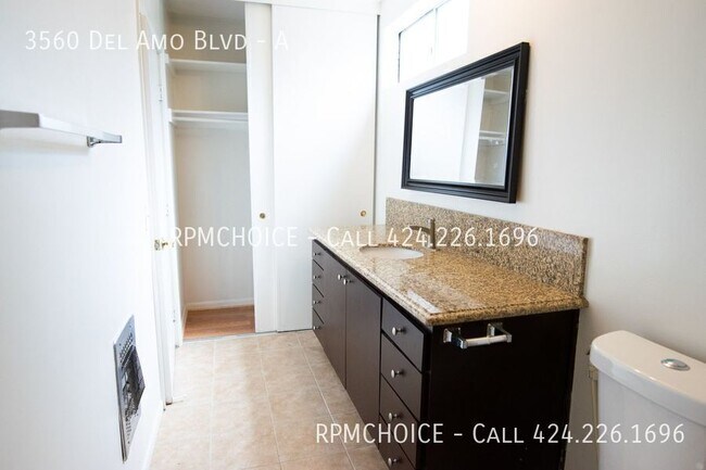Building Photo - 3560 Del Amo Blvd