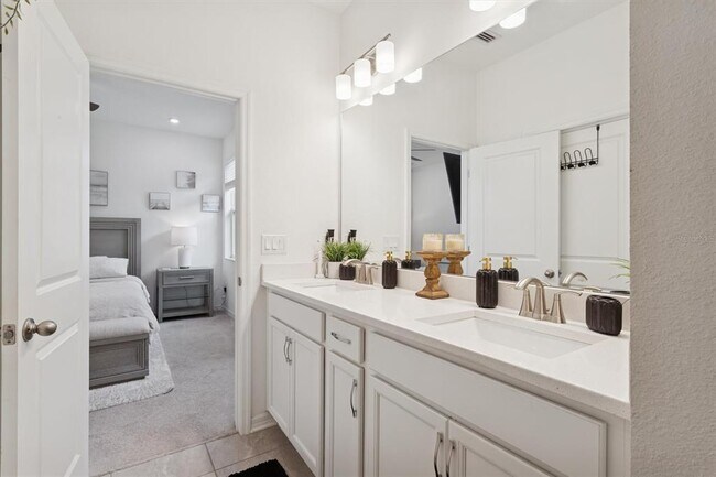 Building Photo - 4352 Reisswood Lp