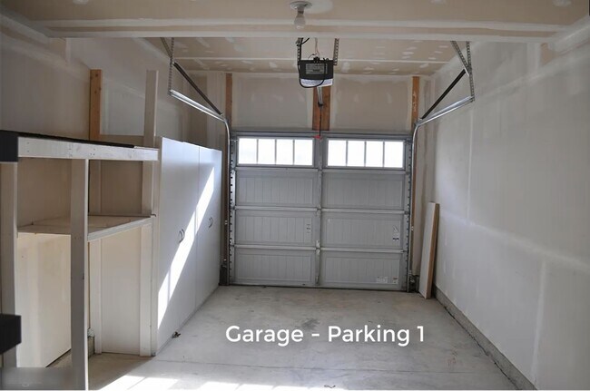 Building Photo - 42773 Keiller Terrace