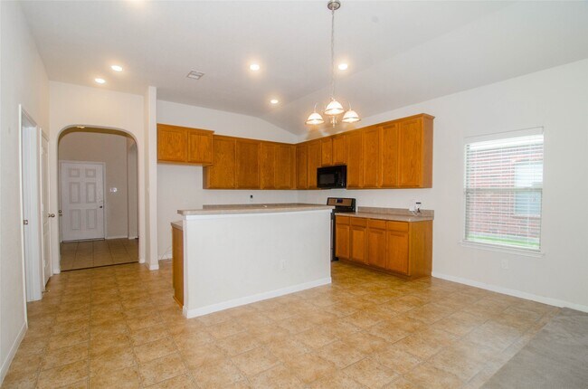 Building Photo - 18314 Fairwood Meadow Ct