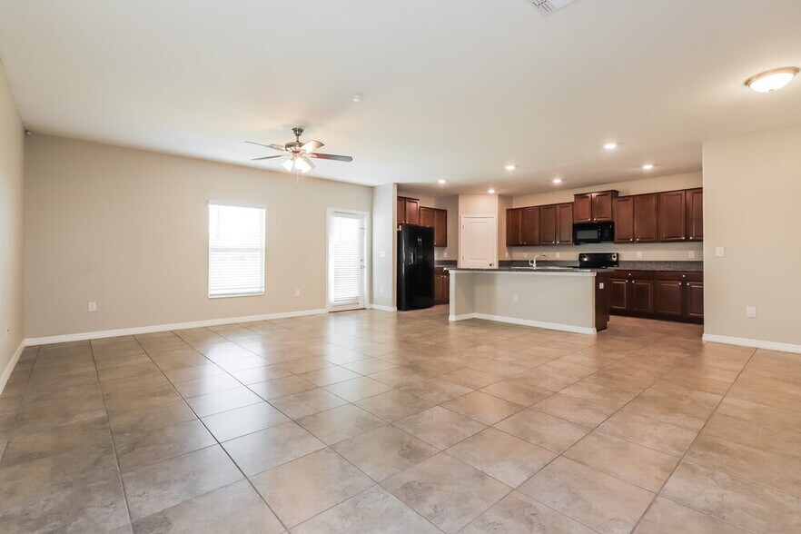 Building Photo - 4215 Unbridled Song Dr