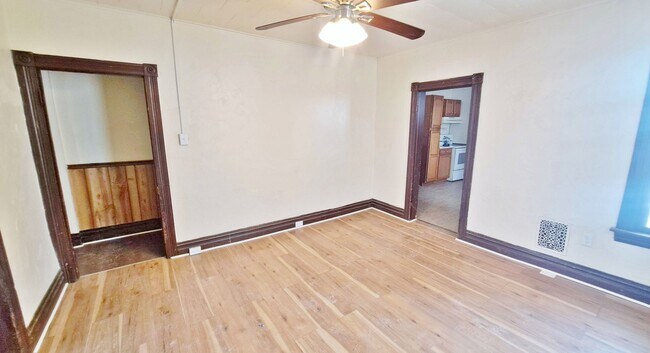 Building Photo - 233-235 Centennial Avenue