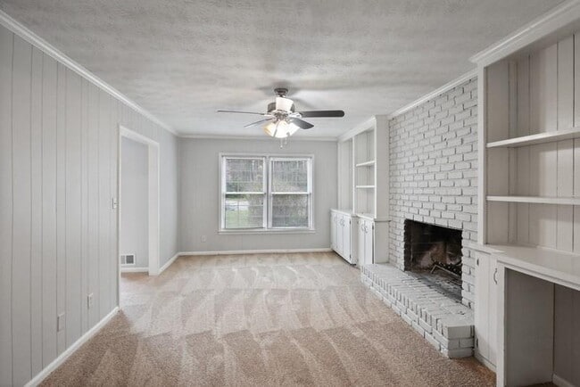 Building Photo - 3366 Idle Creek Way