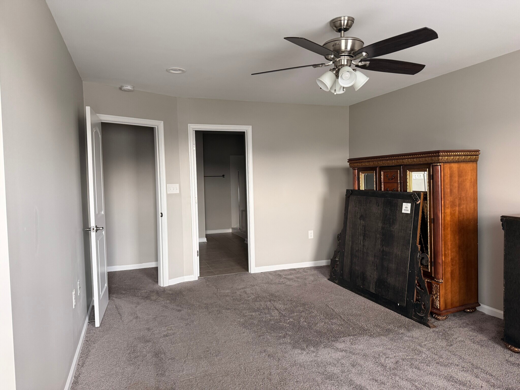 Building Photo - 270 Mabdarin Dr