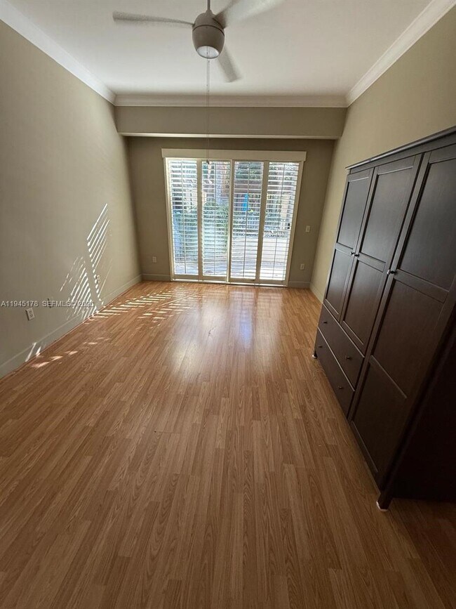 Building Photo - 6598 W Sample Rd