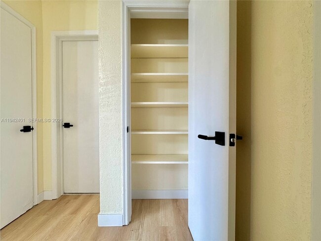 Building Photo - 715 NE 122nd St