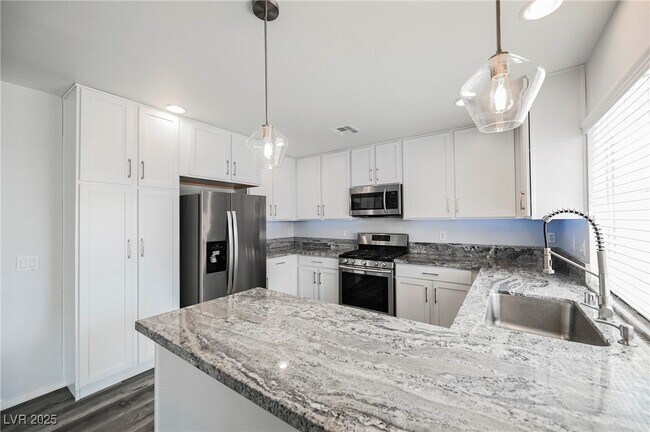 Building Photo - 7809 Faith Ct