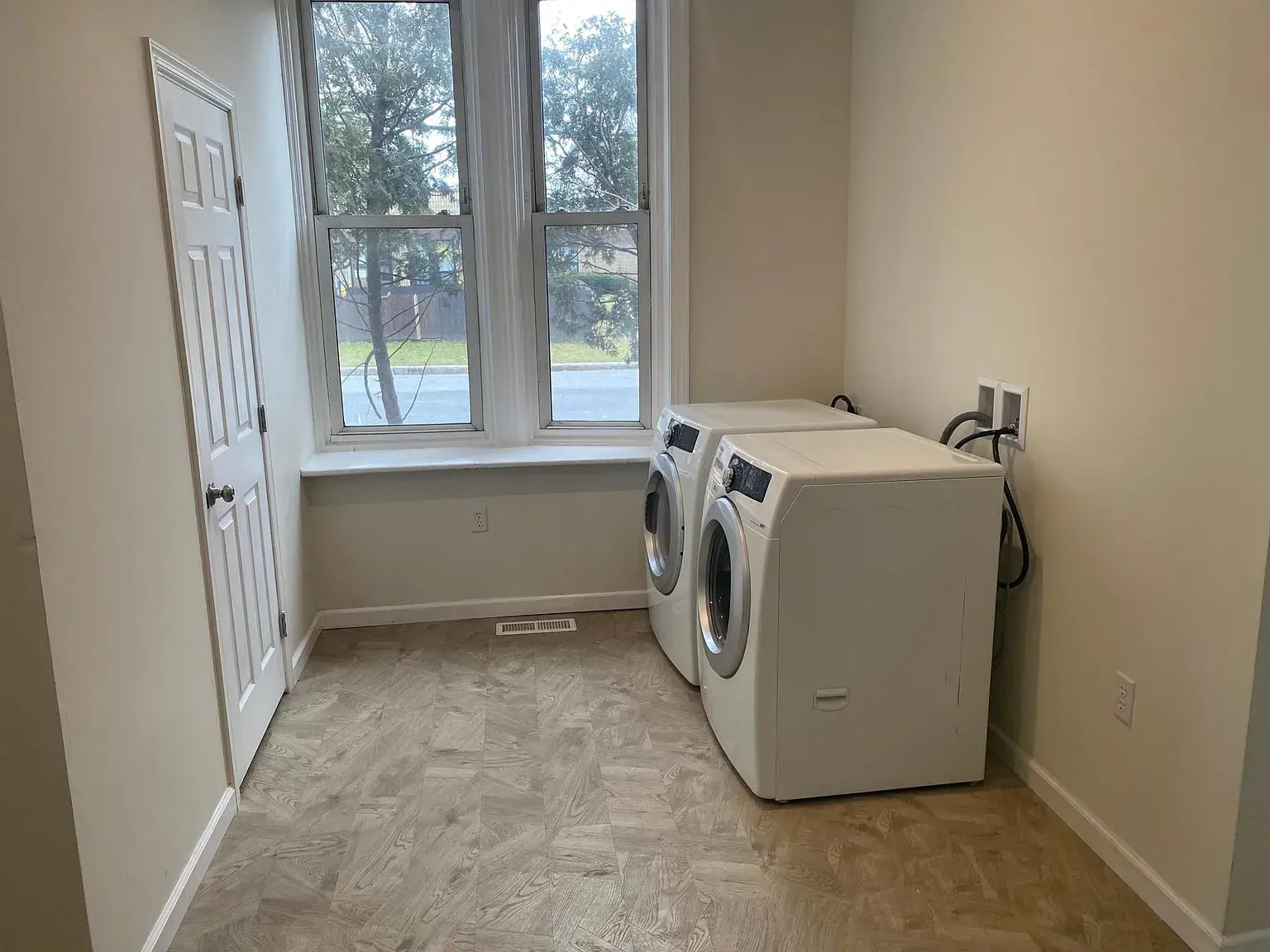 Laundry - 1825 N 3rd St