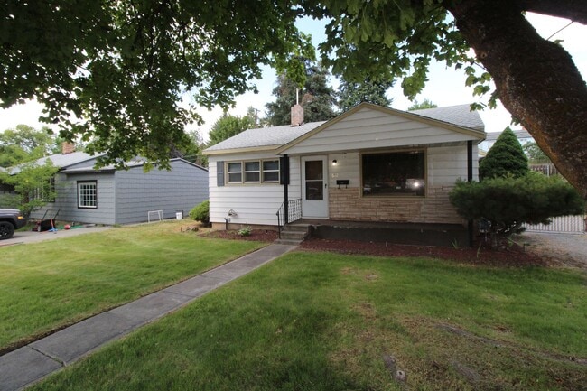 Building Photo - 6112 N Driscoll Blvd