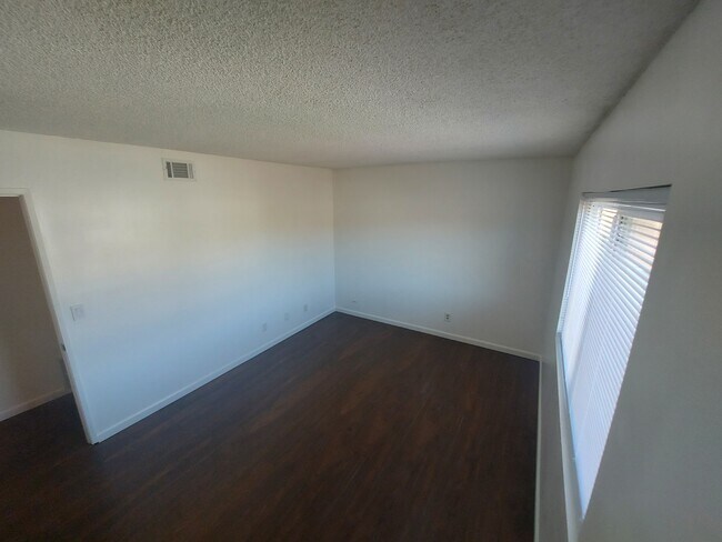Building Photo - 20849 Plum Canyon Rd
