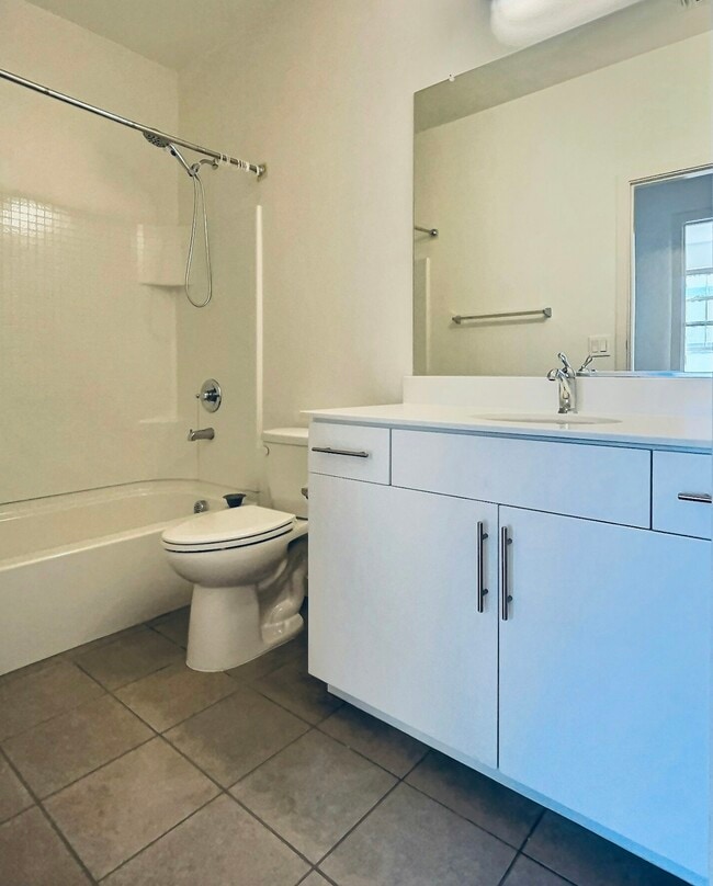 Building Photo - 475 Tailoff Ln