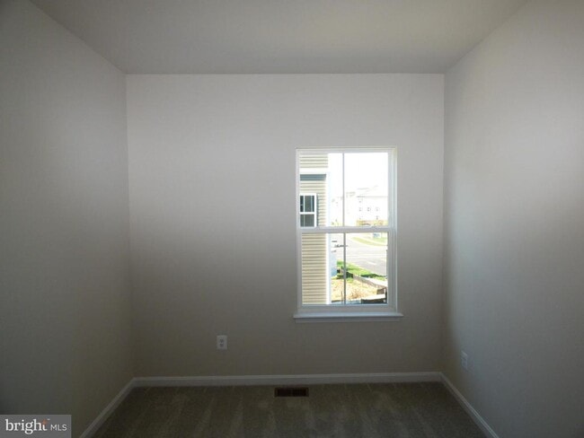 Building Photo - 2583 Hopton Ln