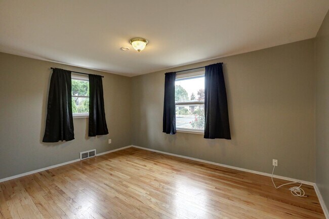 Building Photo - 3244 46th Ave SW