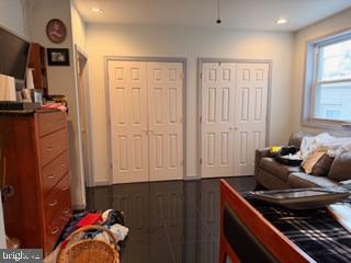 Building Photo - 736 S 8th St