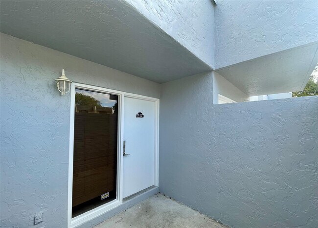 Building Photo - 57 Deer Creek Rd