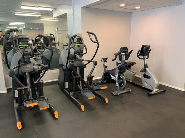 Building Photo - 300 Newark St.