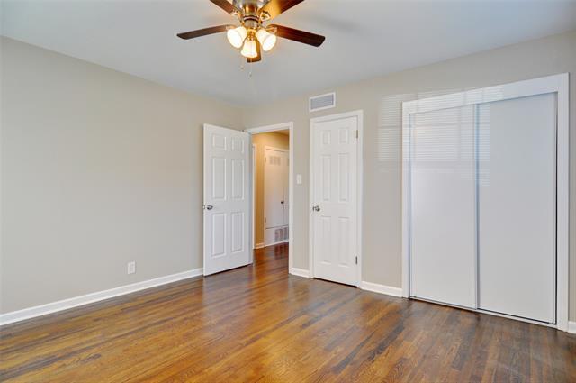 Building Photo - 3700 Jeanette Dr