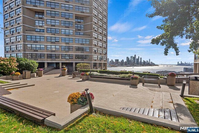 Building Photo - 7004 JFK Blvd E