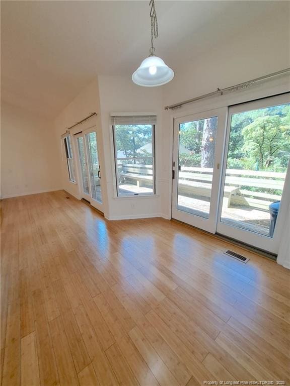 Building Photo - 420 Sugar Pine Dr