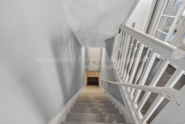 Building Photo - 2100 Adelaide Ave