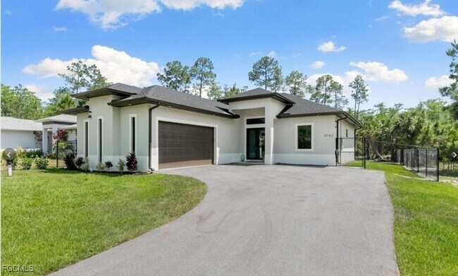 Building Photo - 4782 8th Ave SE