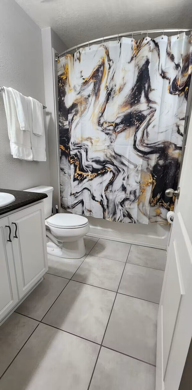 Building Photo - 5100 Adelaide Dr