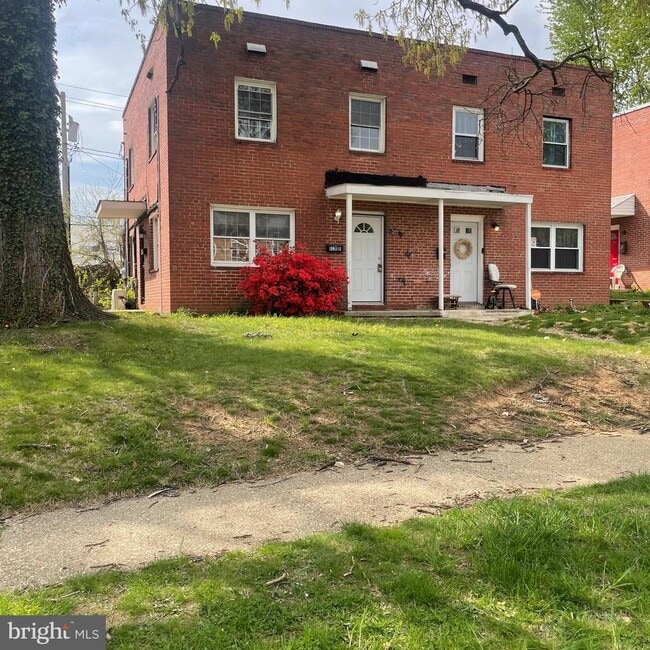 Building Photo - 8528 Chestnut Oak Rd