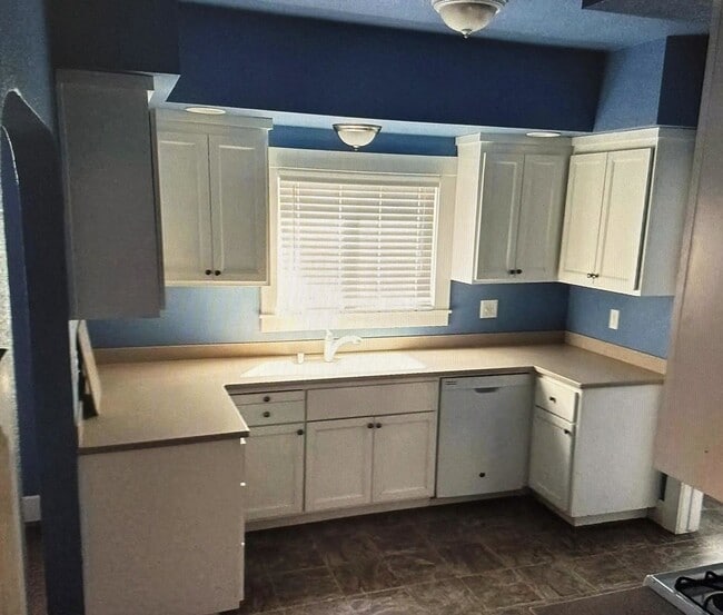 Building Photo - 18 North St