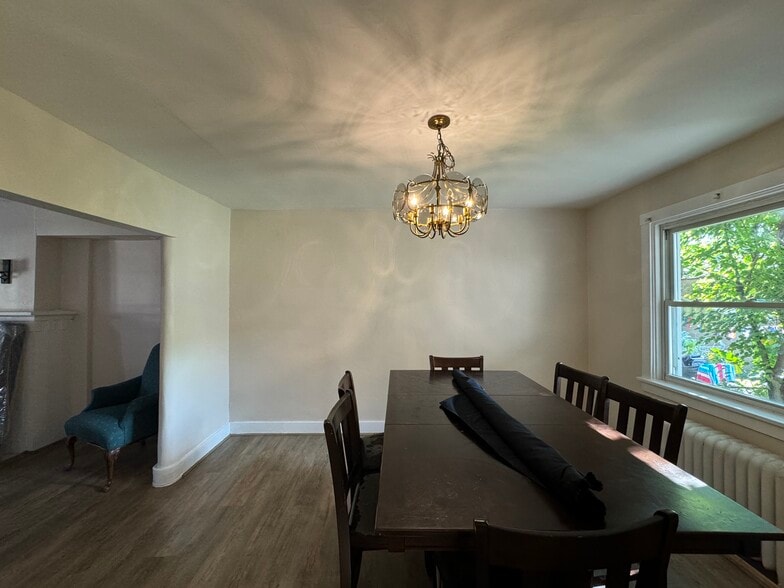 Building Photo - 5709 Melvin St